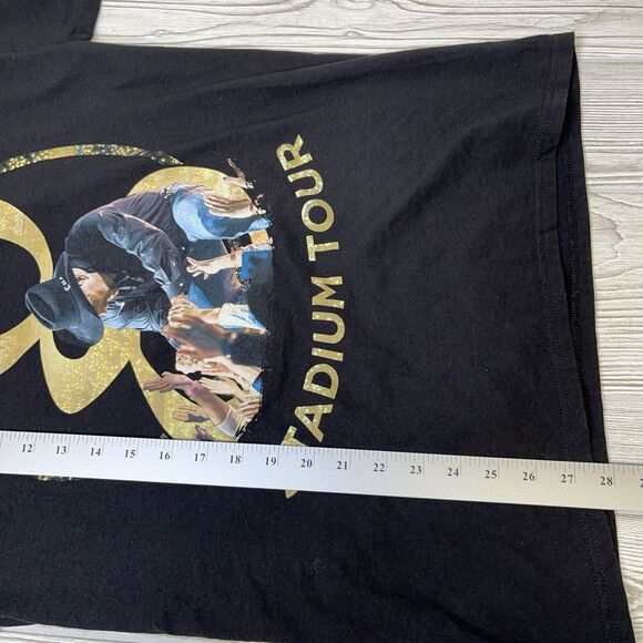 Garth Brooks Stadium Tour T-Shirt Country Music Concert Size Medium Black Hanes - Picture 7 of 7